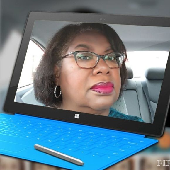 Meet your Posher, Debbie - Picture 1 of 1